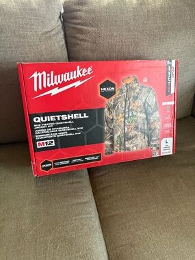 Milwaukee M12 QuietShell Heated Men's Jacket - Camo, Large